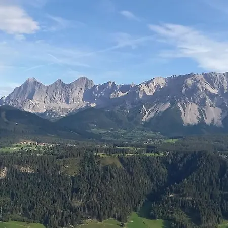 Berghof 3* سخلادميخ