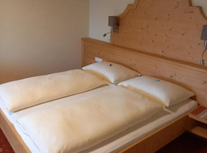 Berghof سخلادميخ